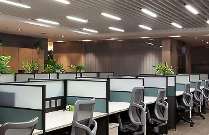 LG05N Multi-Saiz LED LED Batten Fitting IP20